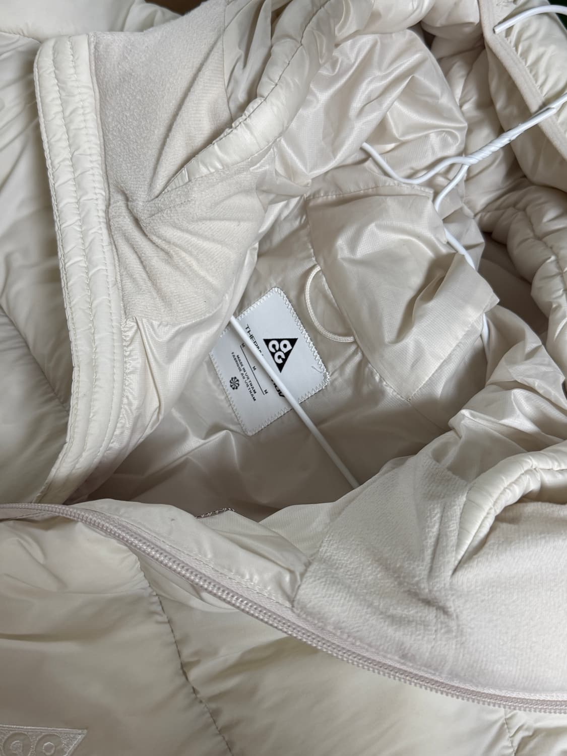 나이키 ACG 써마핏 패딩 M 상품이미지4