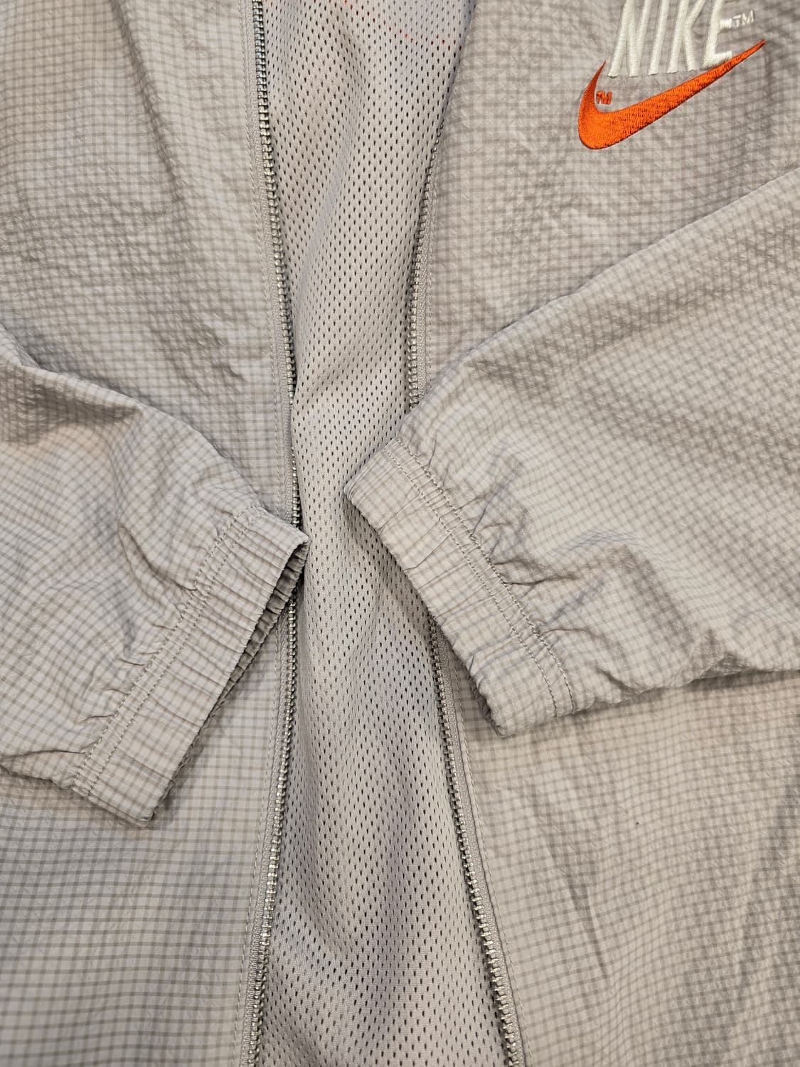 거의새거) 나이키 트렌드 스우시 우븐 자켓 그레이 100 상품이미지8