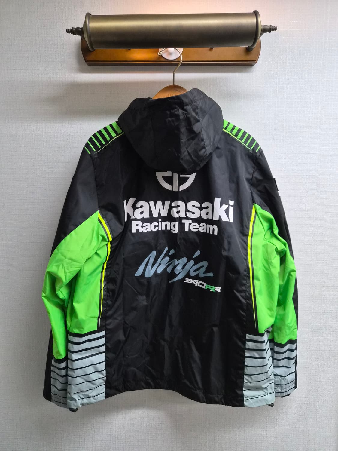 2XL/110) 가와사키 레이싱팀 바람막이 팝니다 상품이미지1
