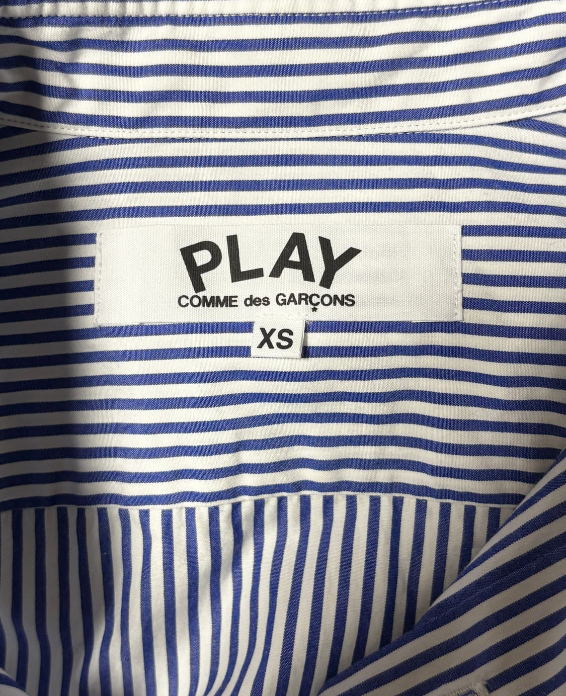 플레이 꼼데가르송 스트라이프 블랙 하트 셔츠 블루 상품이미지2