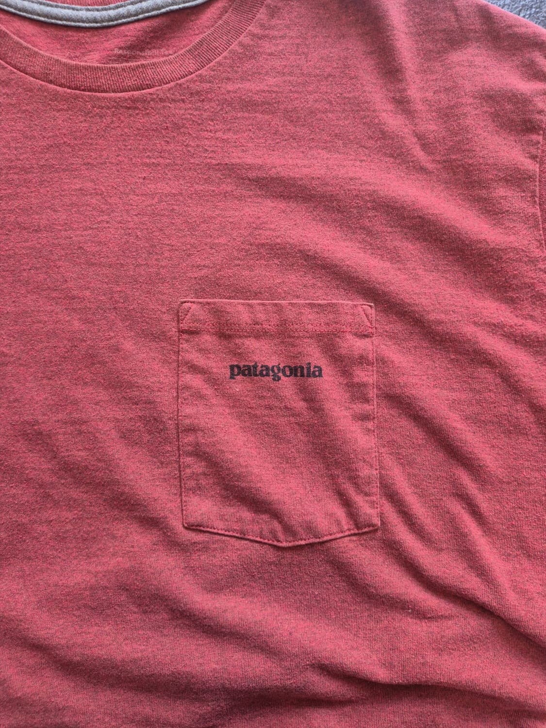 파타고니아 P-6 로고 포켓 반팔 -L 상품이미지3