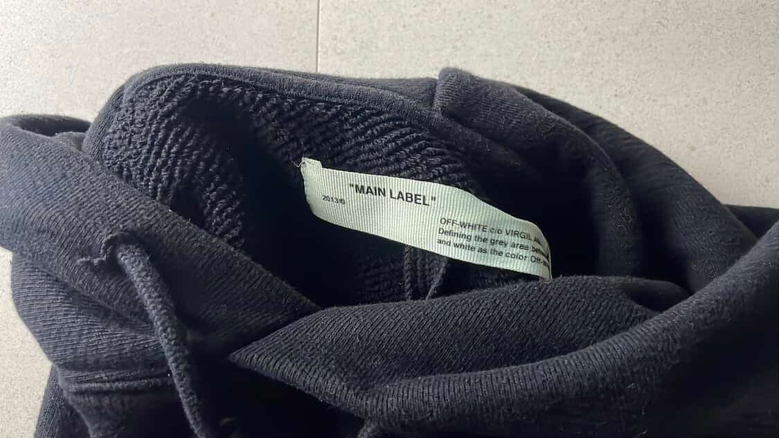 오프화이트 후드티 상품이미지5