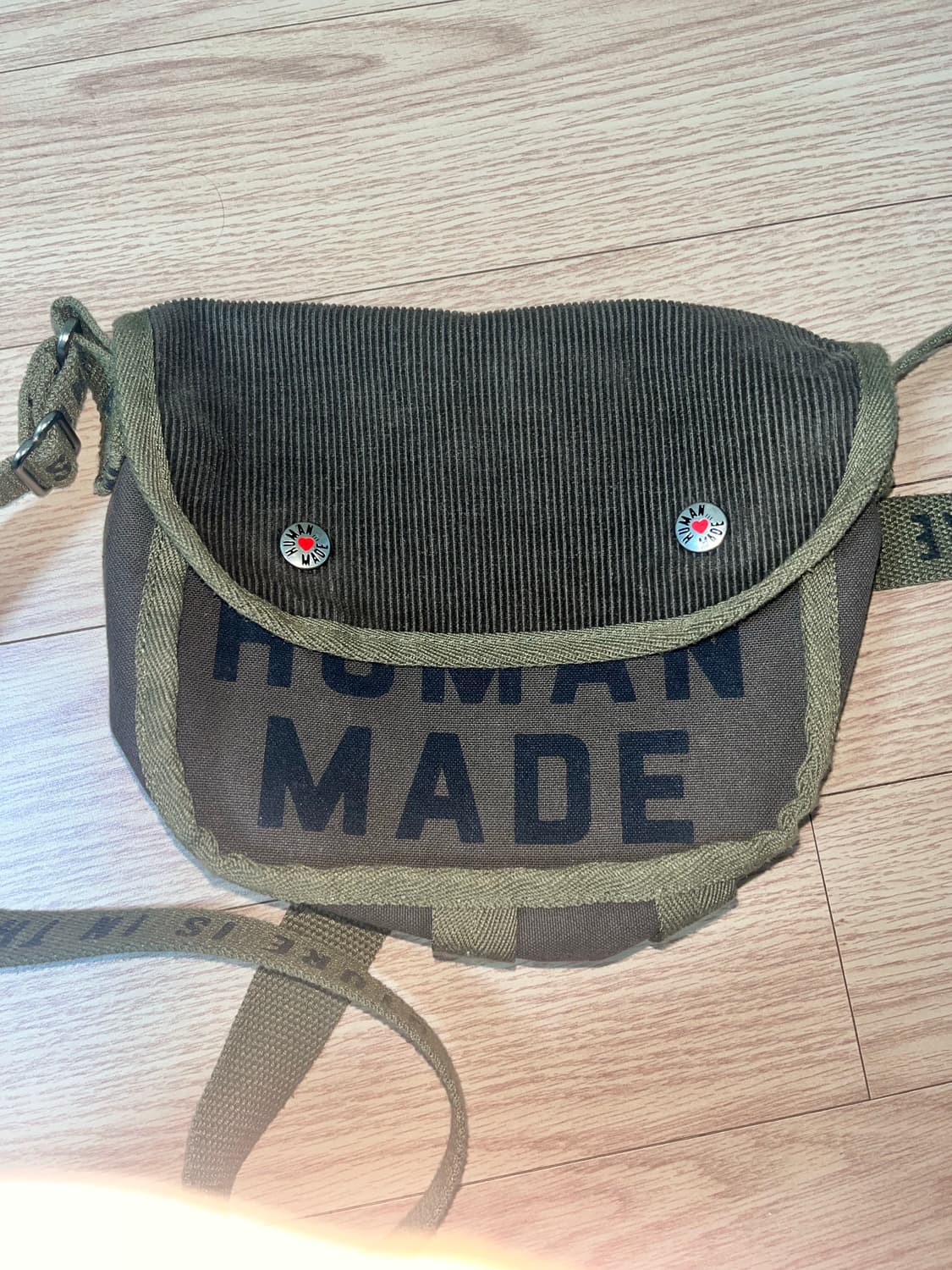 휴먼메이드 크로스백  상품이미지1