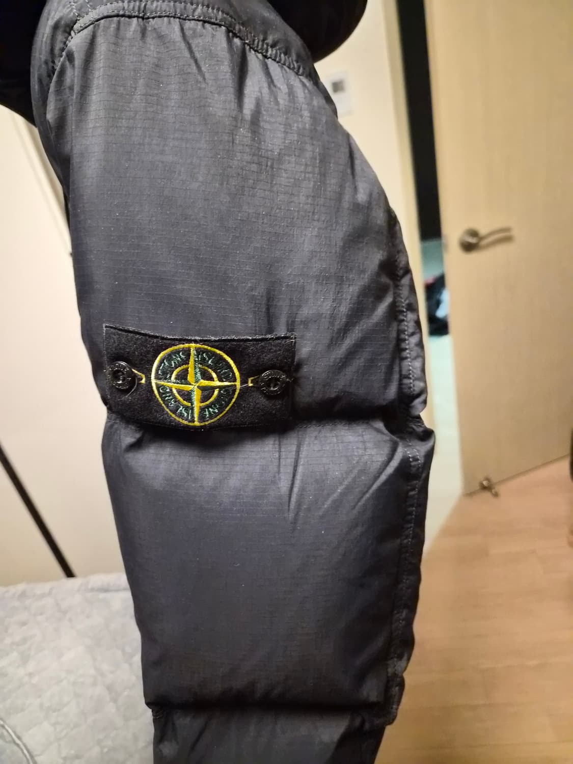 25FW 스톤 패딩 판매합니다 상품이미지2