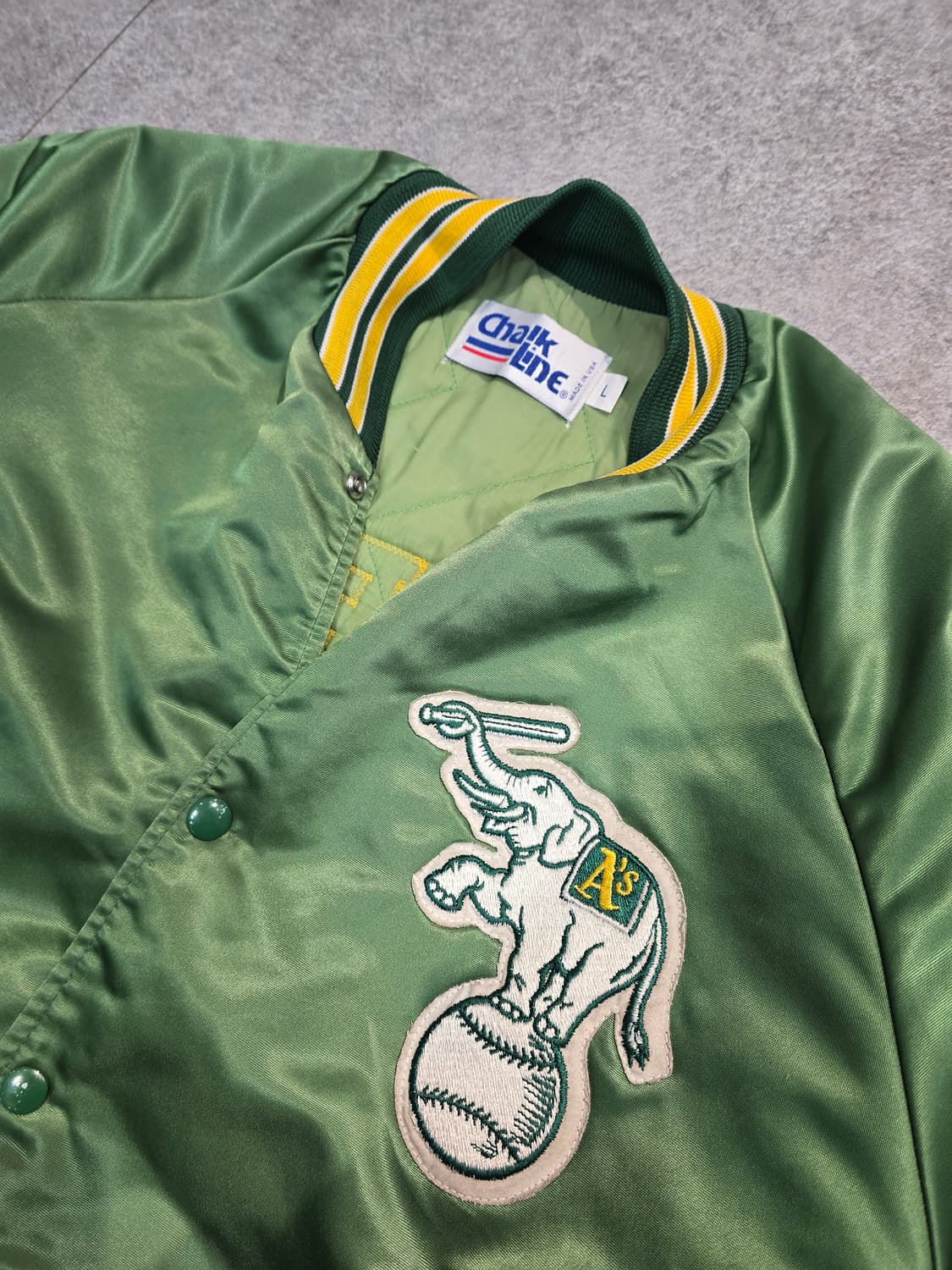 90's USA chaik line  샤틴 바시티자켓 상품이미지6