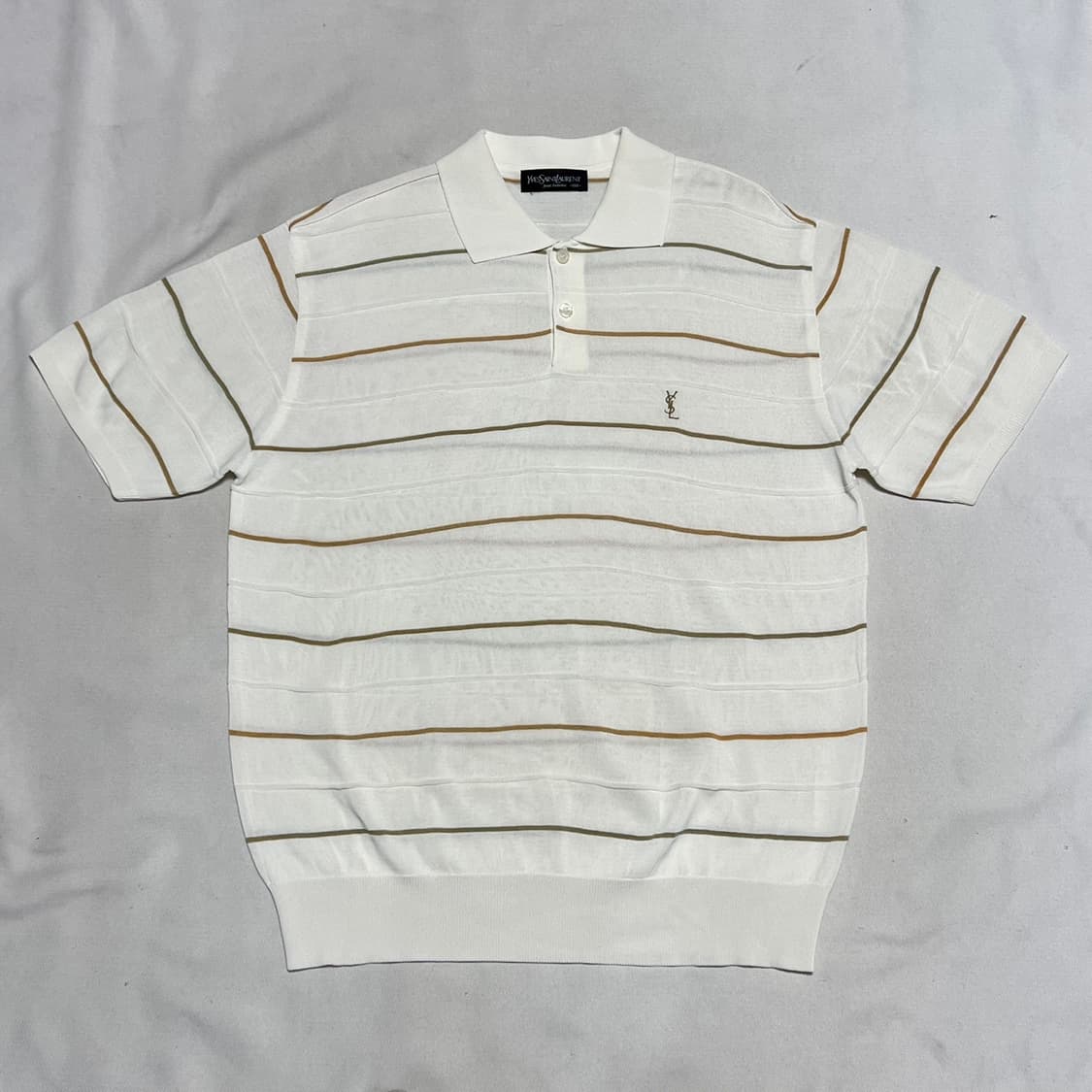 100 입생로랑 스트라이프 카라 티셔츠 상품이미지2