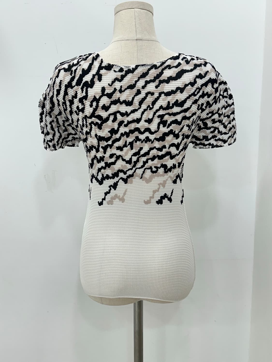 이세이미야케 가디건 반팔 set 상품이미지7