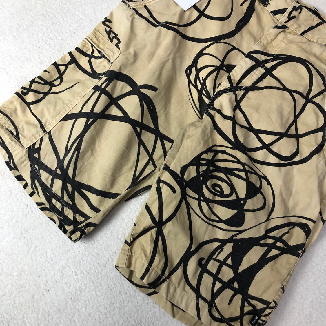 스투시 X 퓨츄라 패턴 쇼츠 상품이미지4