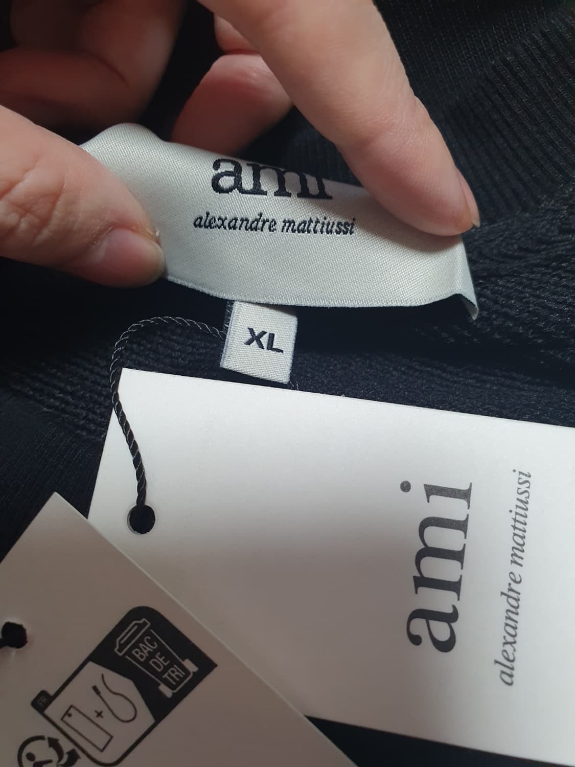 [미사용 새상품] 아미 맨투맨 스몰 하트로고 자수 블랙 XL 상품이미지6