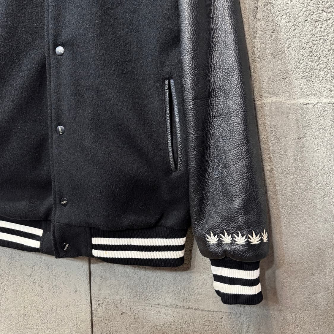 스컬 패치 빈티지 바시티 자켓 (M)   상품이미지4