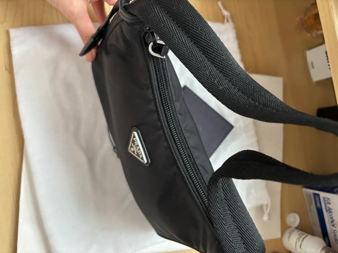 프라다 테수토 미니 숄더 호보백 상품이미지4