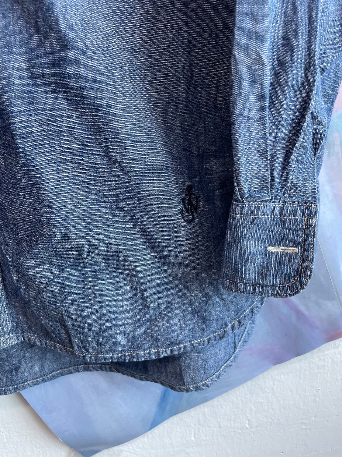 유니클로 JW앤더슨 샴브레이 셔츠  상품이미지2