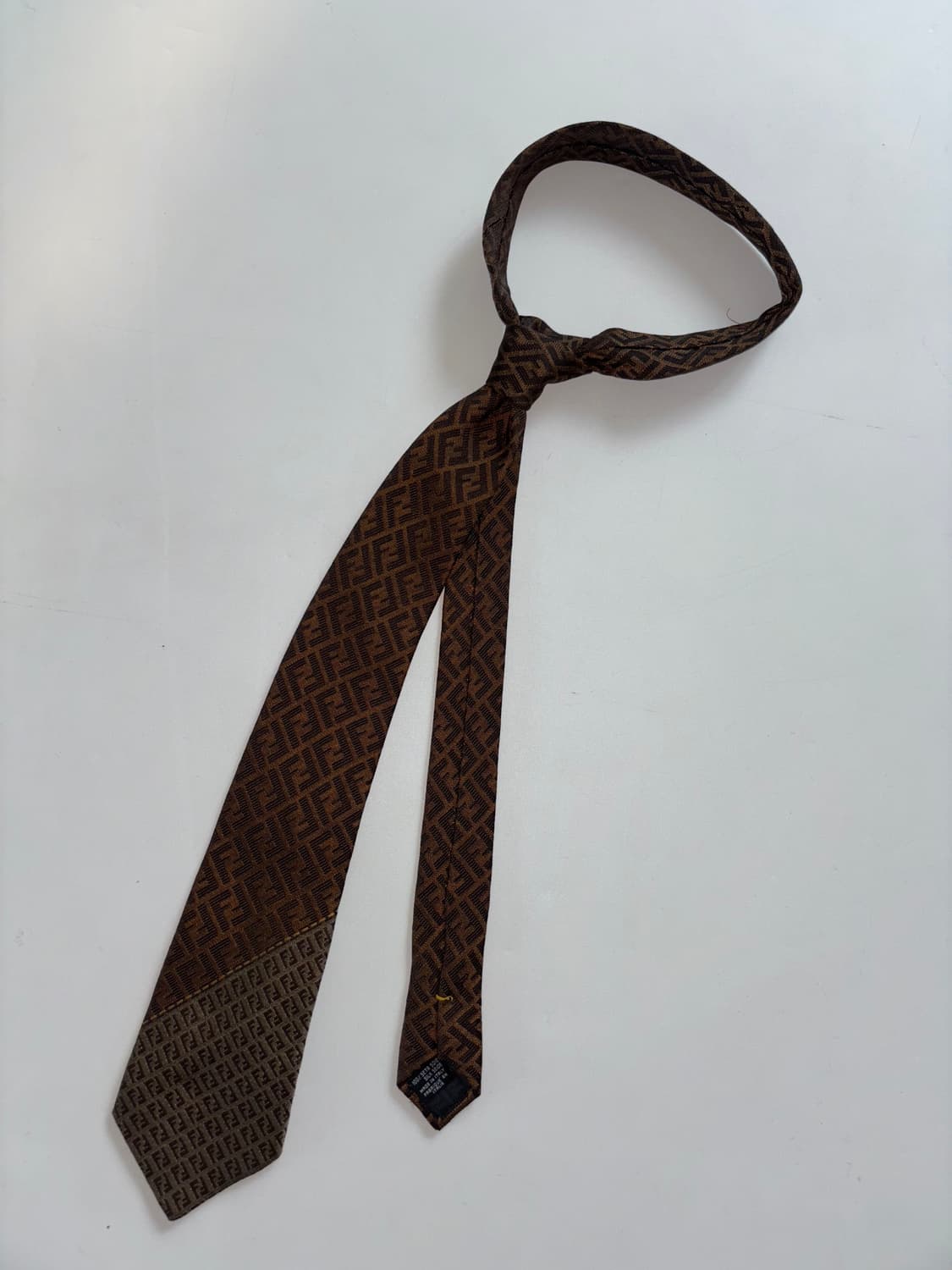 Fendi 펜디 브라운 FF로고 실크 넥타이  상품이미지1