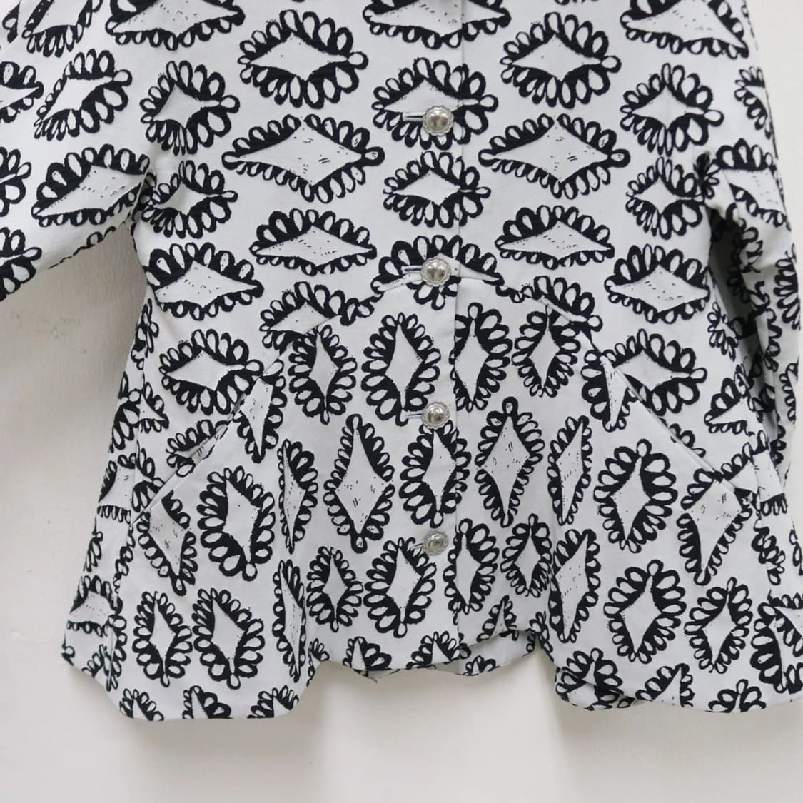 츠모리 치사토 오네갸루 플레어 울 혼방 자켓 63390 상품이미지7