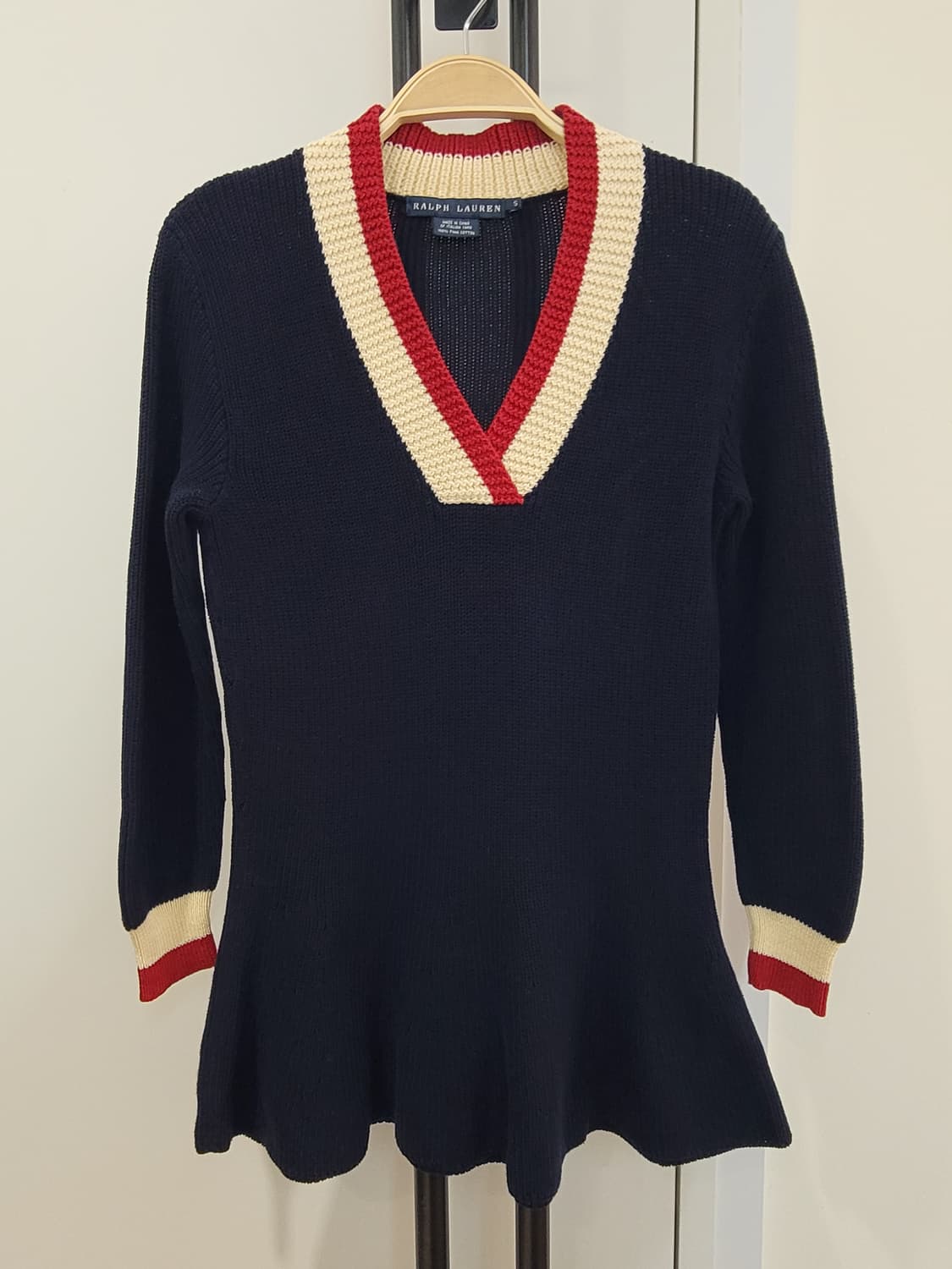 랄프로렌 브이넥 페플럼 스타일 니트 S사이즈 상품이미지1
