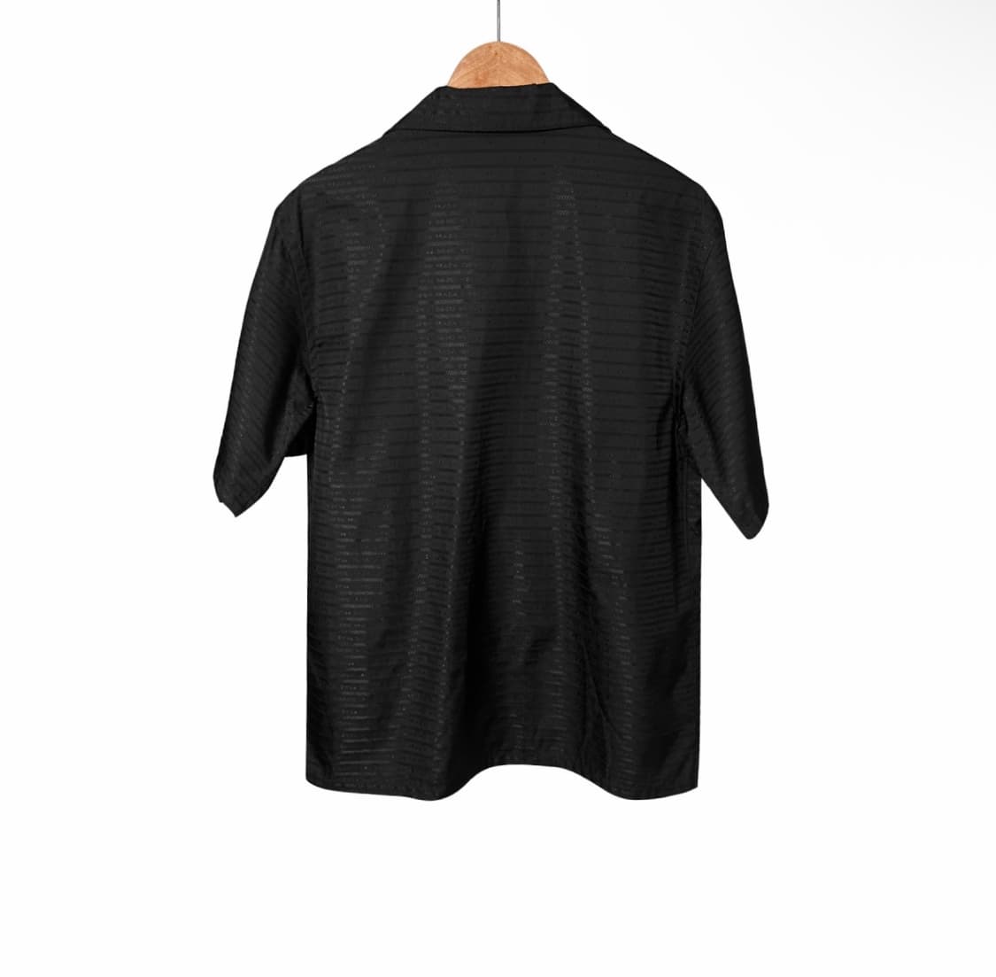 [M] 프라다 남성 리나일론 삼각로고 멀티로고 집업 반팔 셔츠 자켓 블랙 상품이미지3