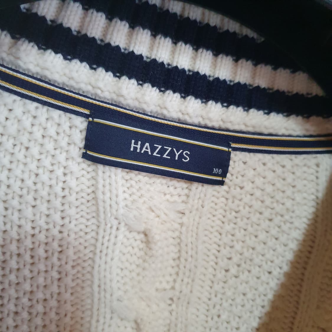 헤지스 꽈배기 가디건 100 상품이미지3