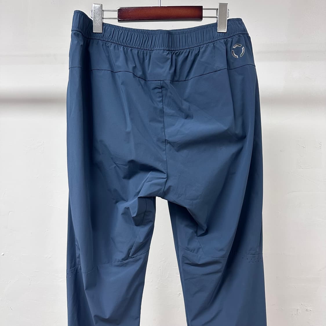 DESCENTE 23s 데상트 기능성 밴딩 트레이닝 팬츠 XL J34 상품이미지5