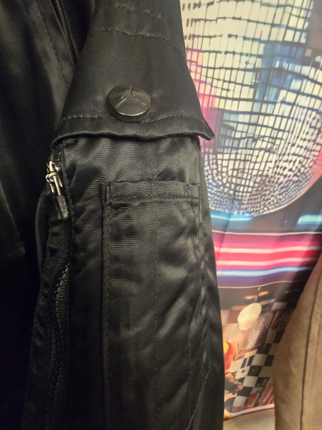 조던(Jordan) 블랙 락쿤 항공 봄버 패딩 점퍼 상품이미지5