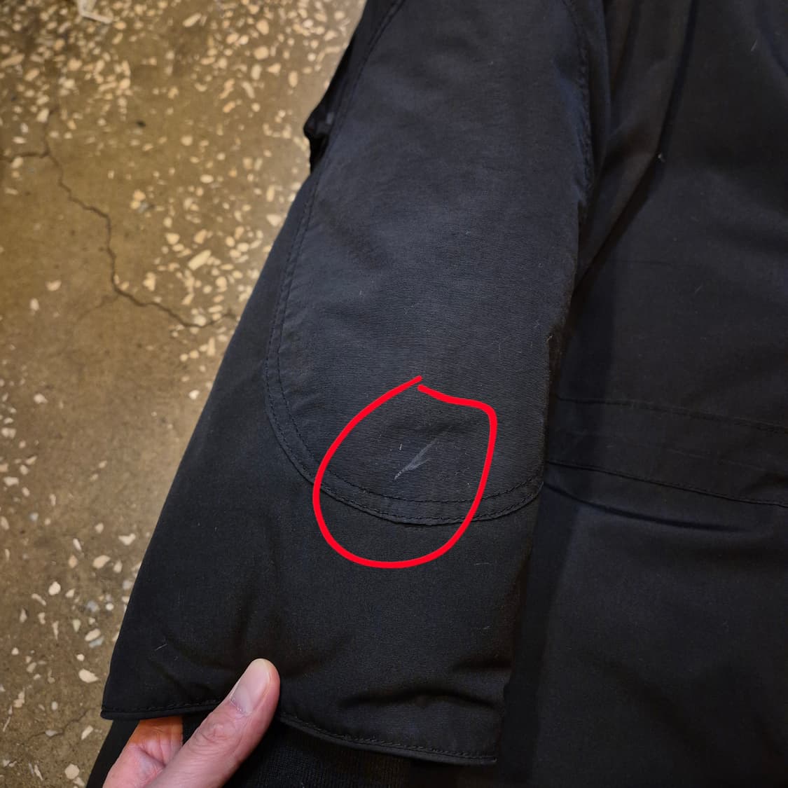 M~L(착샷잇음) 블랙 거위털 후드점퍼  상품이미지9