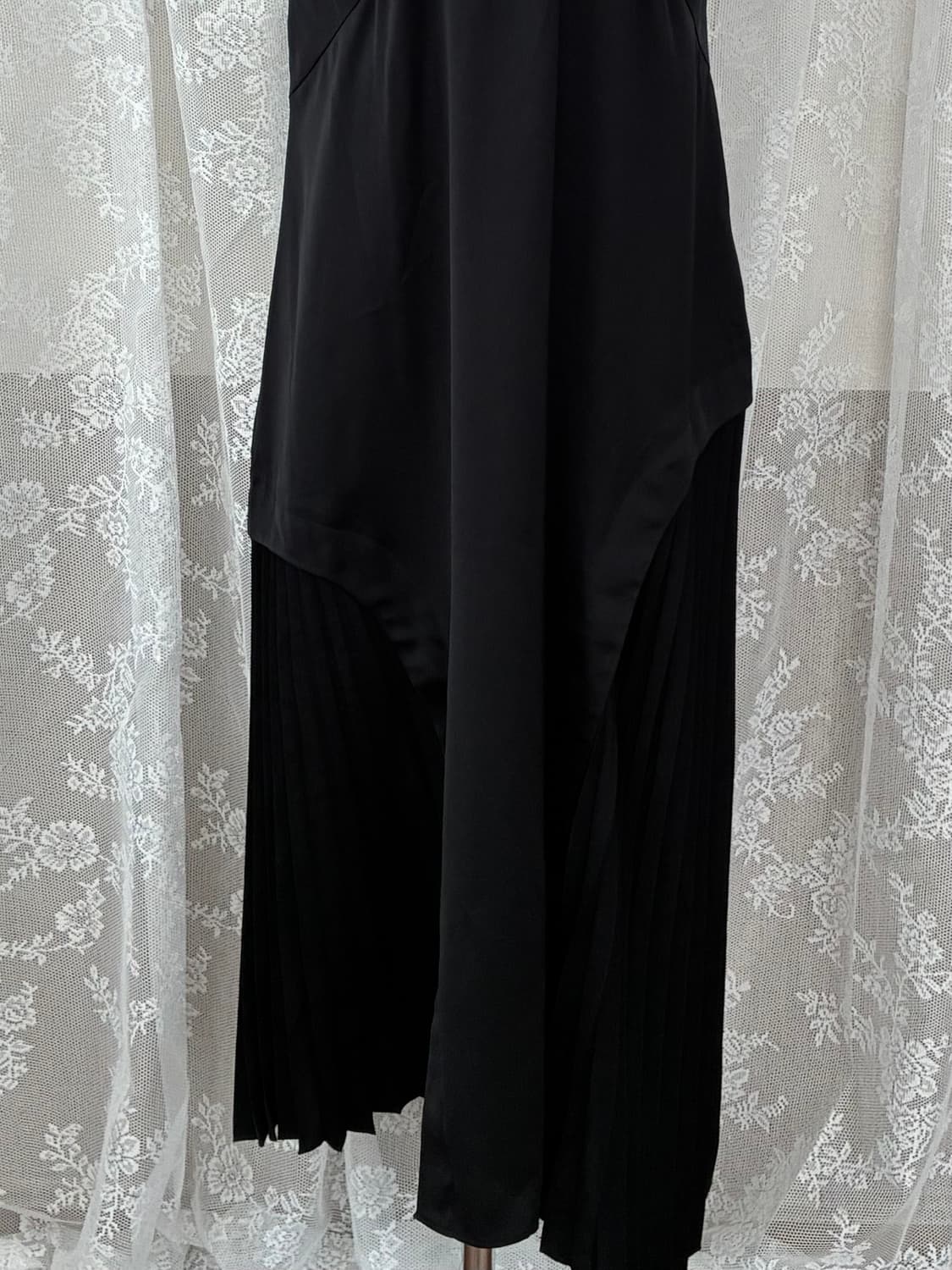 M) DKNY 플리츠 롱 원피스 뷔스티에 블랙 상품이미지5