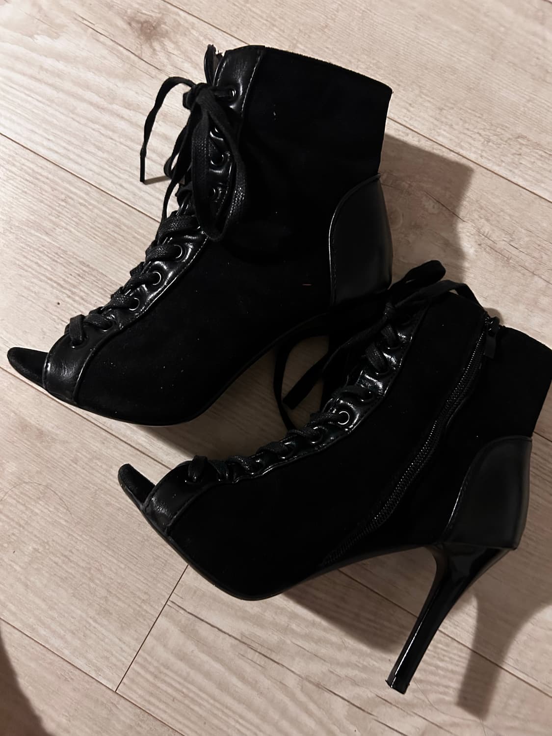 가죽 블랙 힐 상품이미지1