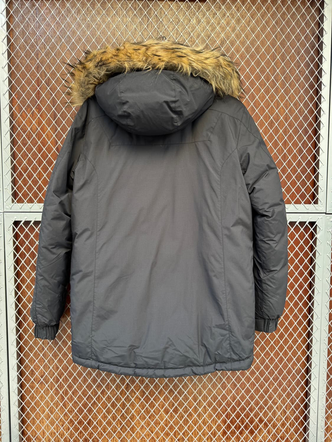 마운틴하드웨어 구스다운 패딩파카 블랙 L 상품이미지5