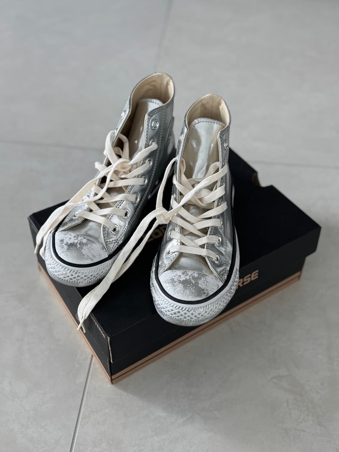 컨버스 척테일러 실버 HI 550288C 상품이미지1