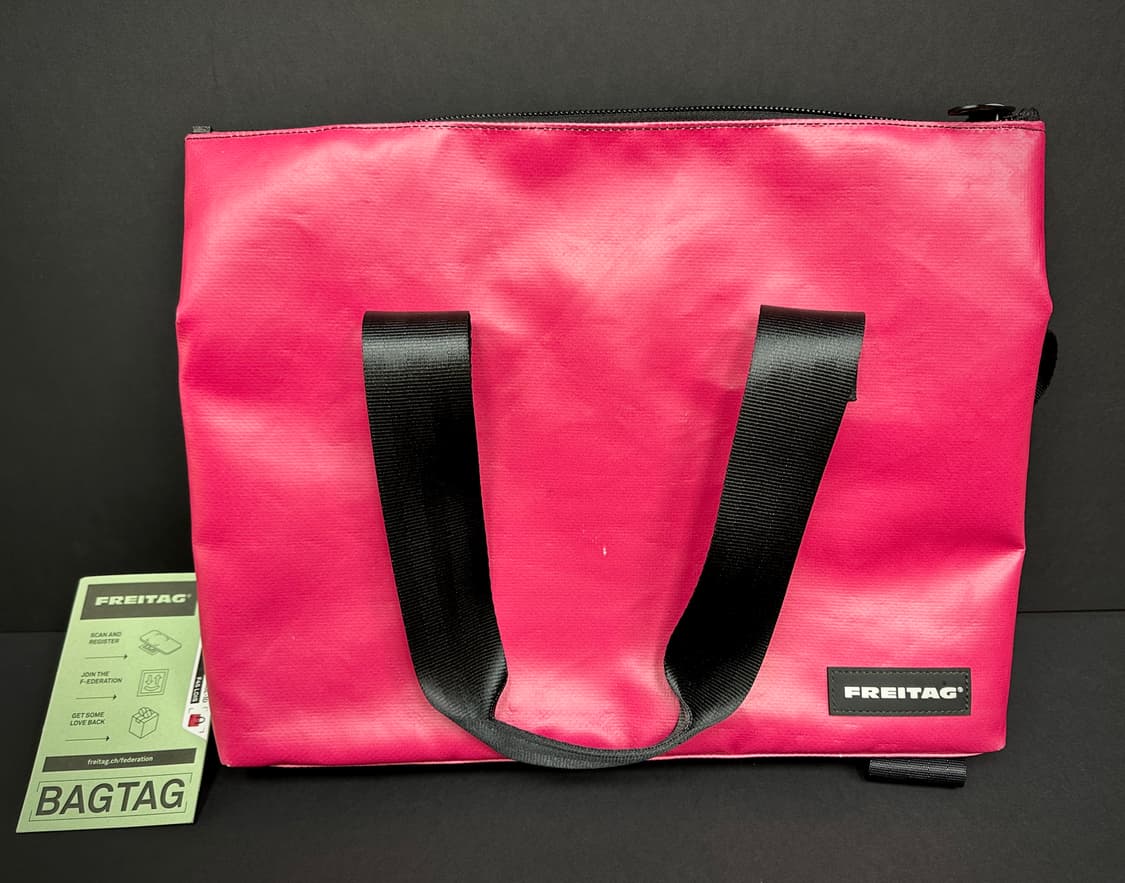 프라이탁 로이스 핫핑크 새제품 상품이미지1