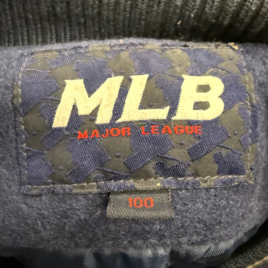 [ 정품/100 ] MLB 뉴욕양키즈 빈티지 바시티 자켓 상품이미지5