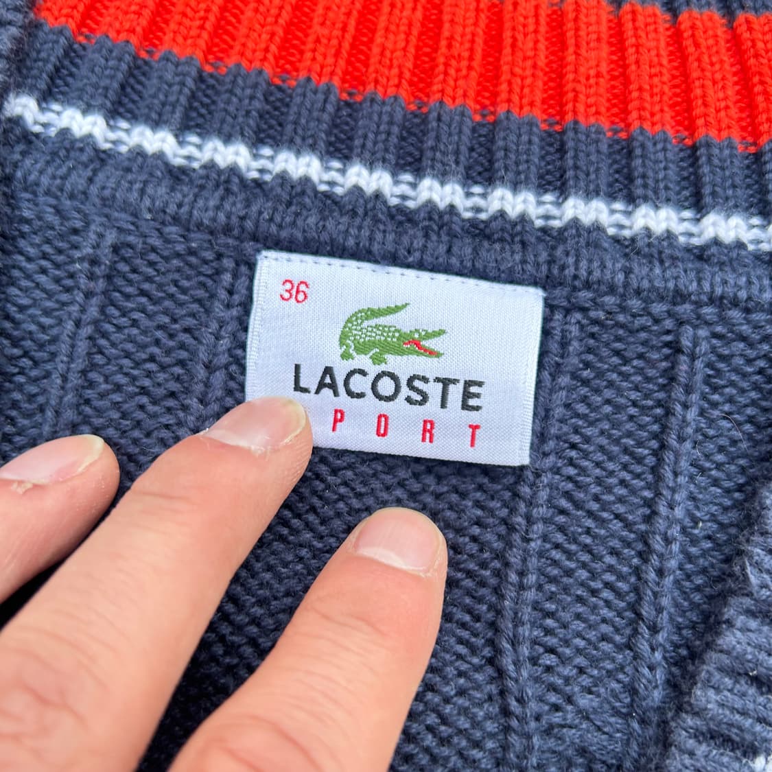 라코스테 브이넥 네이비 니트 상품이미지4