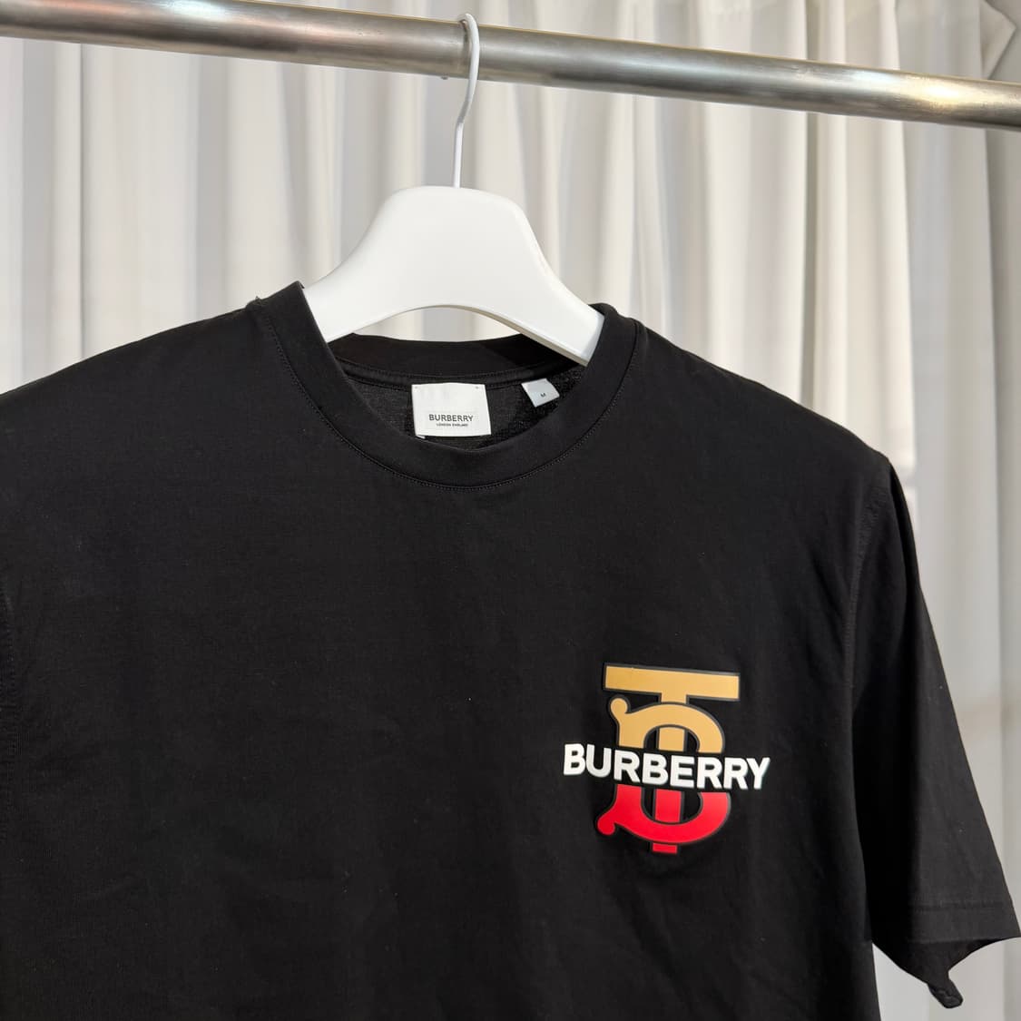 A+ / M (100) 버버리 신형 TB 로고 반팔 티셔츠 상품이미지2