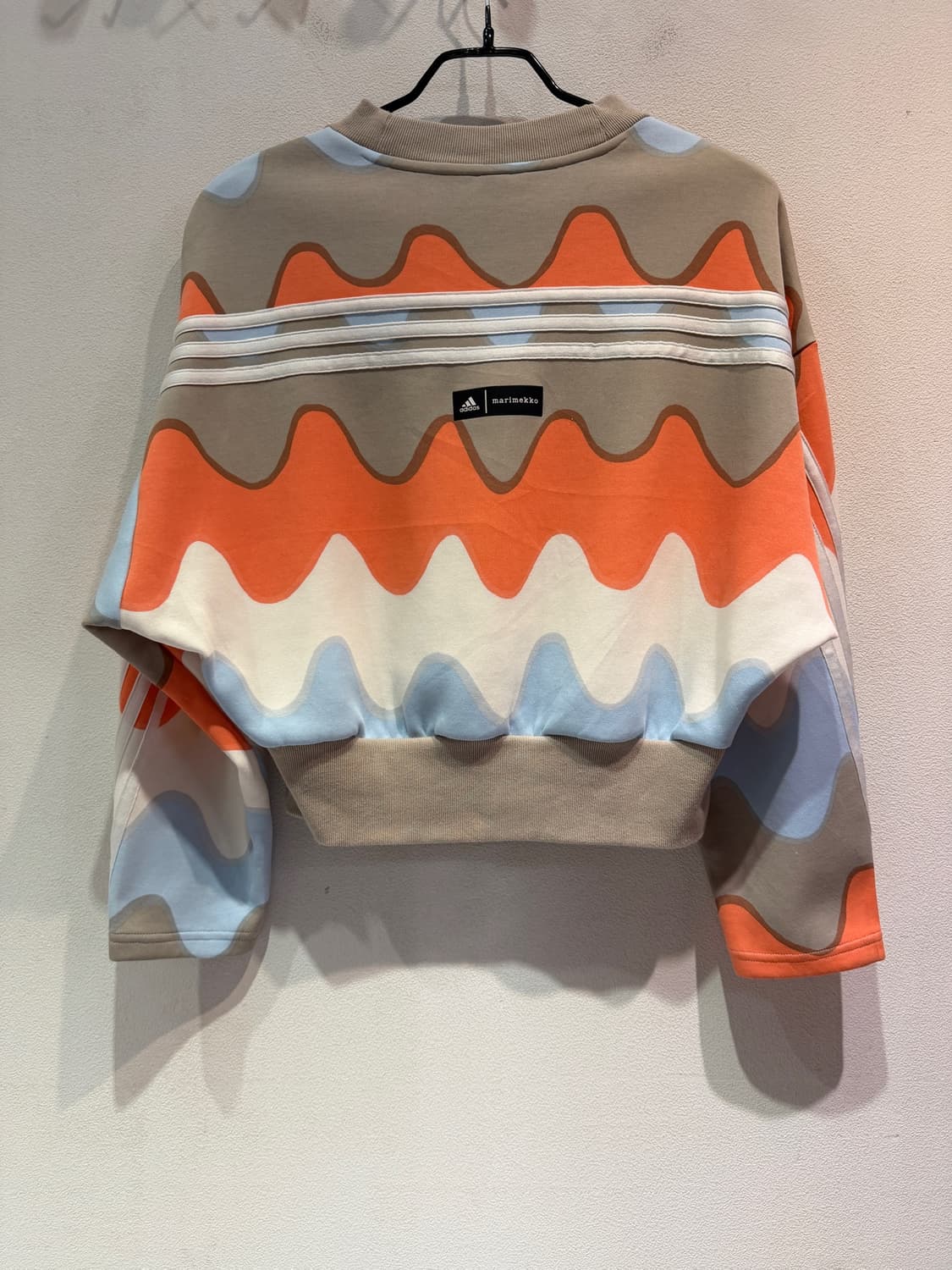 Adidas x Marimekko Graphic Sweatshirt 상품이미지2