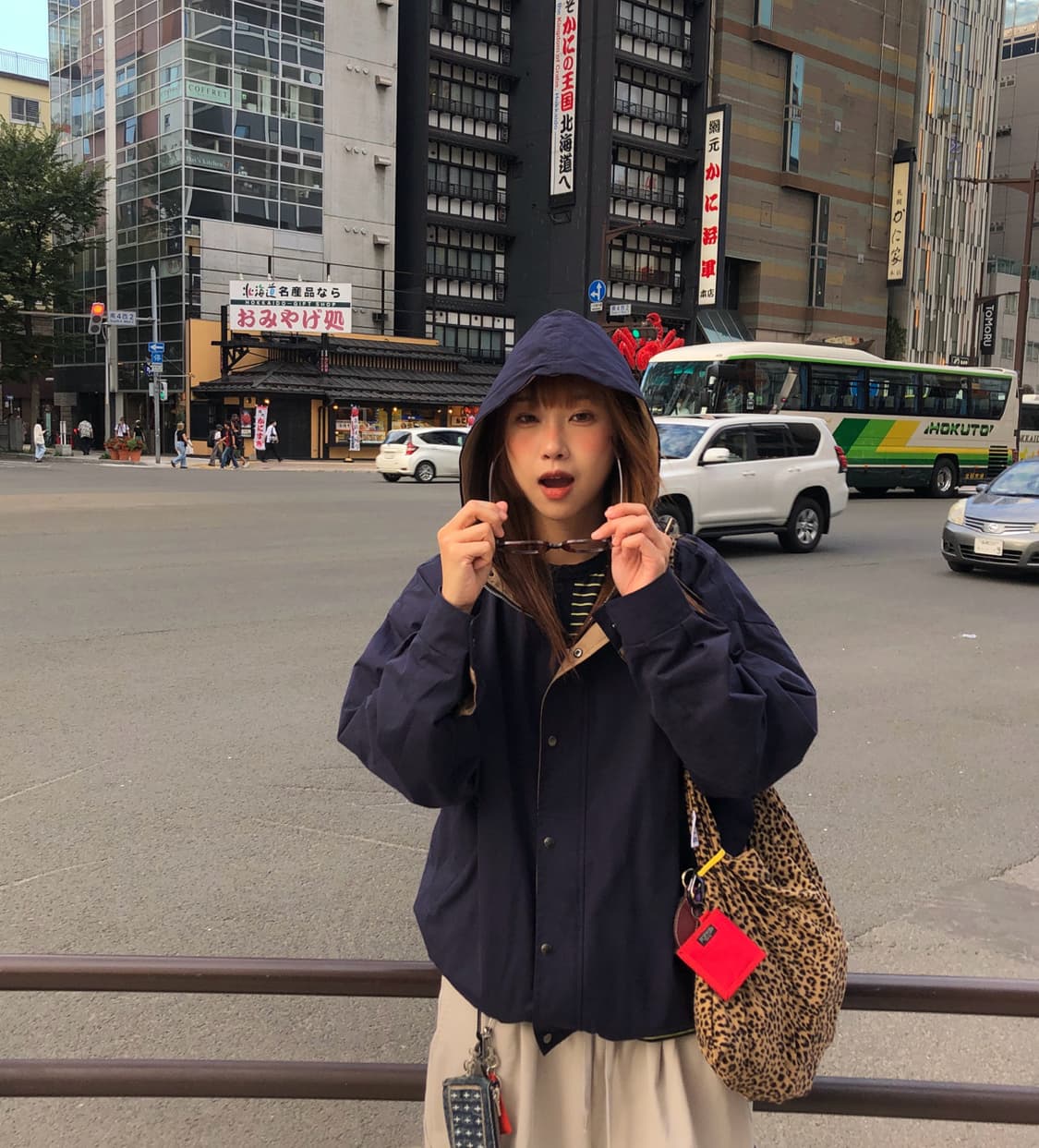 아와이 치토 배색 후드 자켓 네이비 상품이미지1