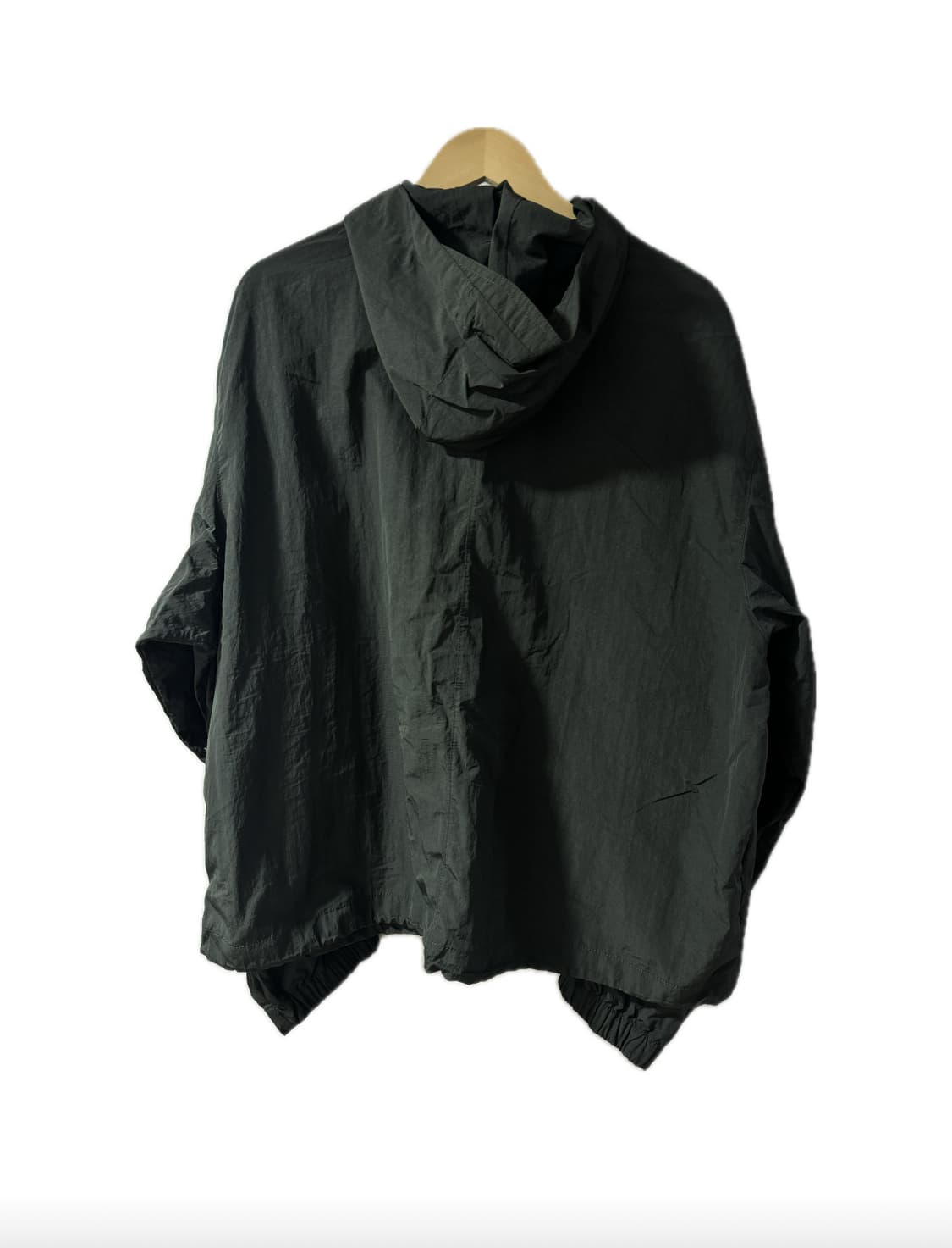 에잇세컨즈 다크 그레이 바람막이 상품이미지2