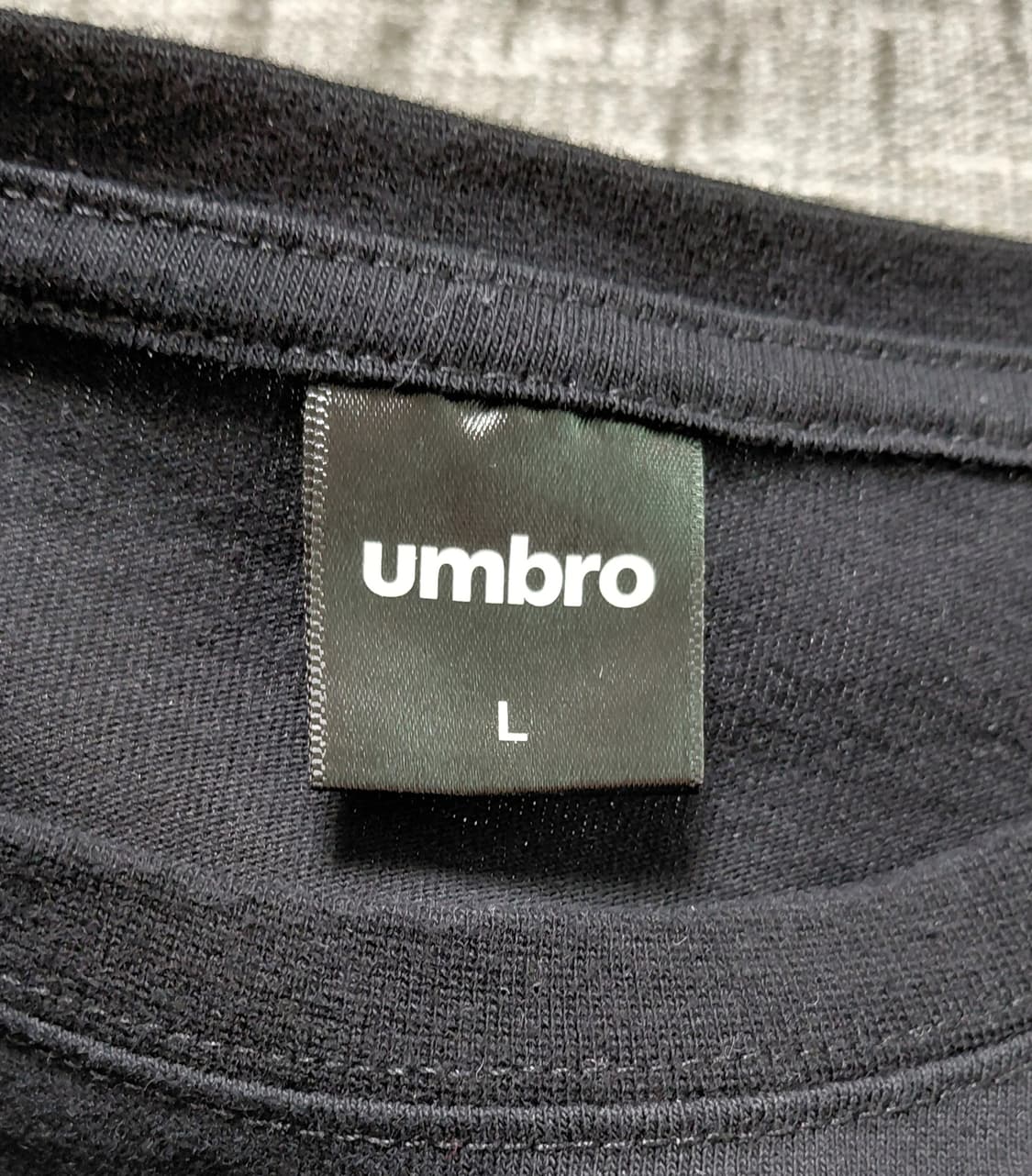 [L] 엄브로(UMBRO) 반팔 티셔츠 블랙 상품이미지5