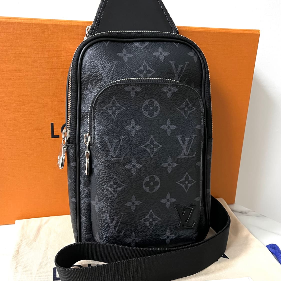 [S급/정품] 루이비통 에비뉴 슬링백PM 이클립스 크로스백 가방 상품이미지2