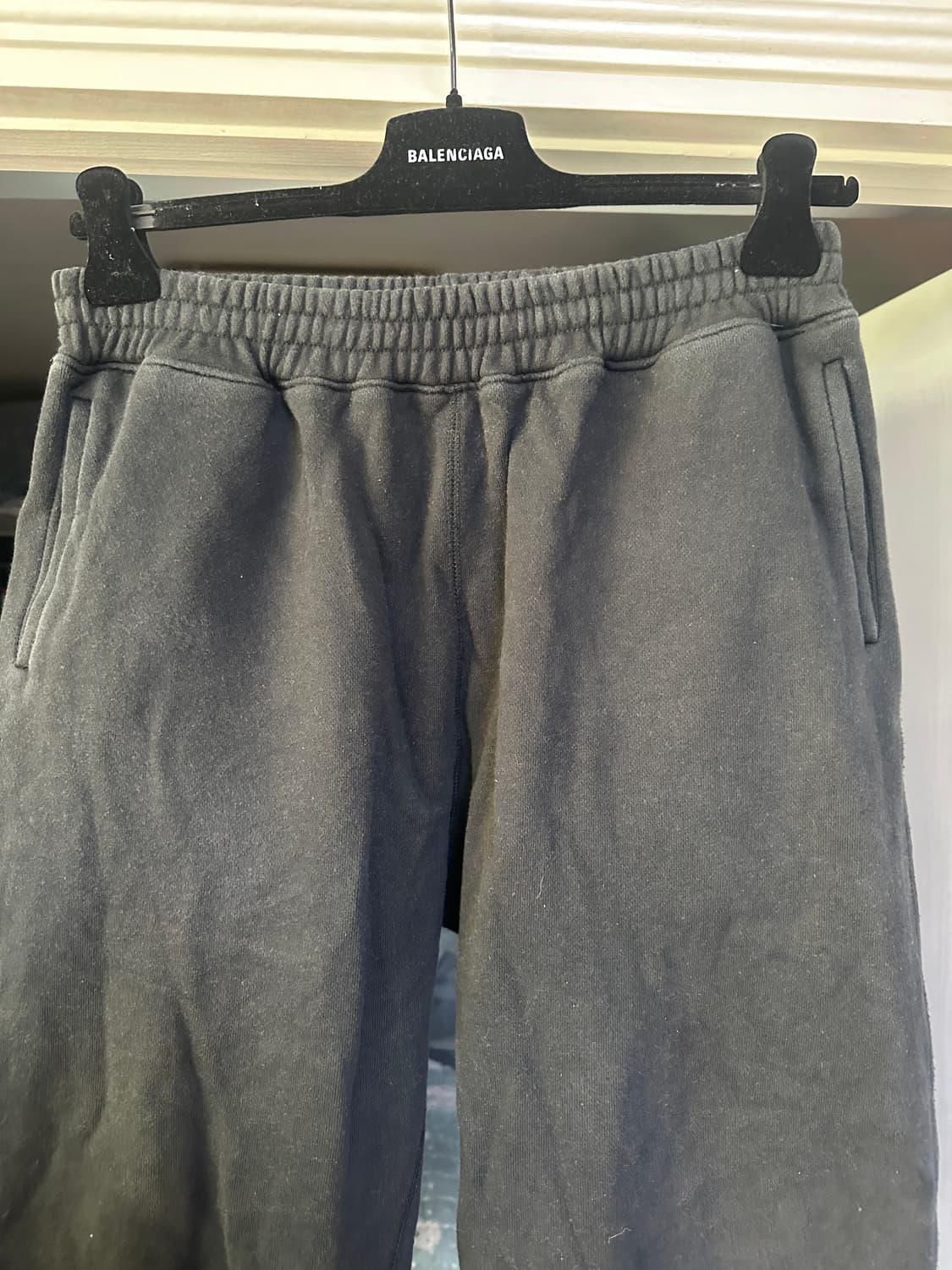 [L] 페이디드 블랙 헤비 코튼 스웨트 팬츠 상품이미지2