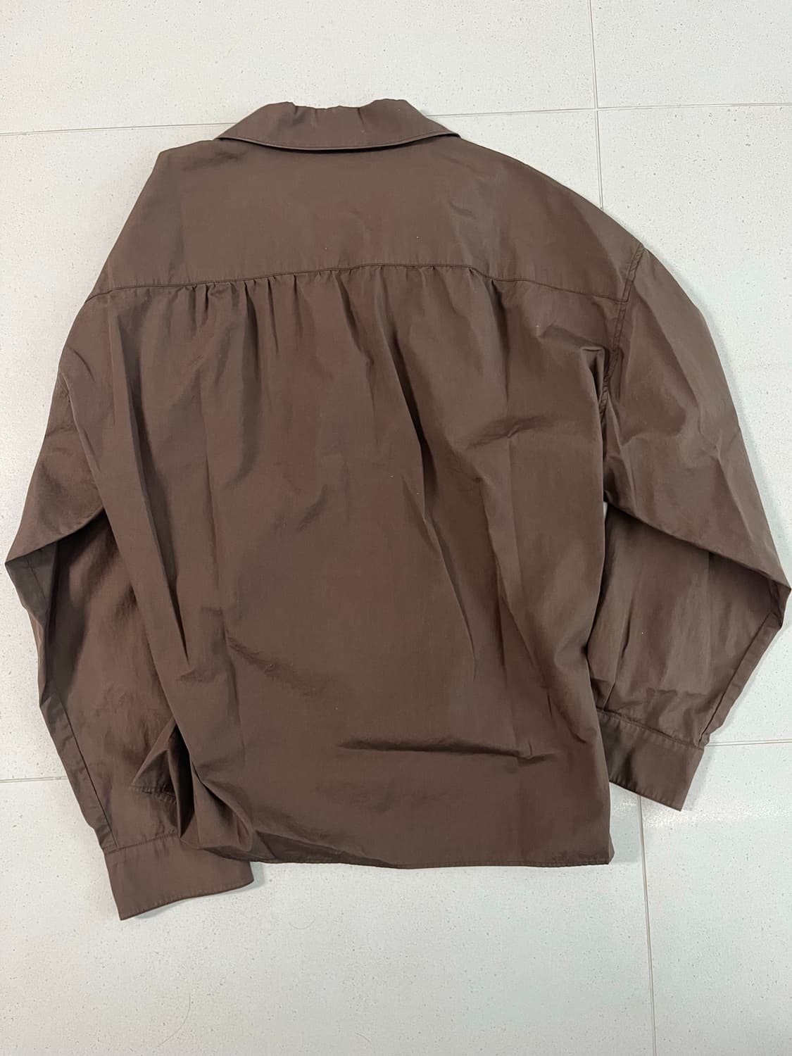 LEMAIRE 르메르 브라운 트위스트셔츠 상품이미지2