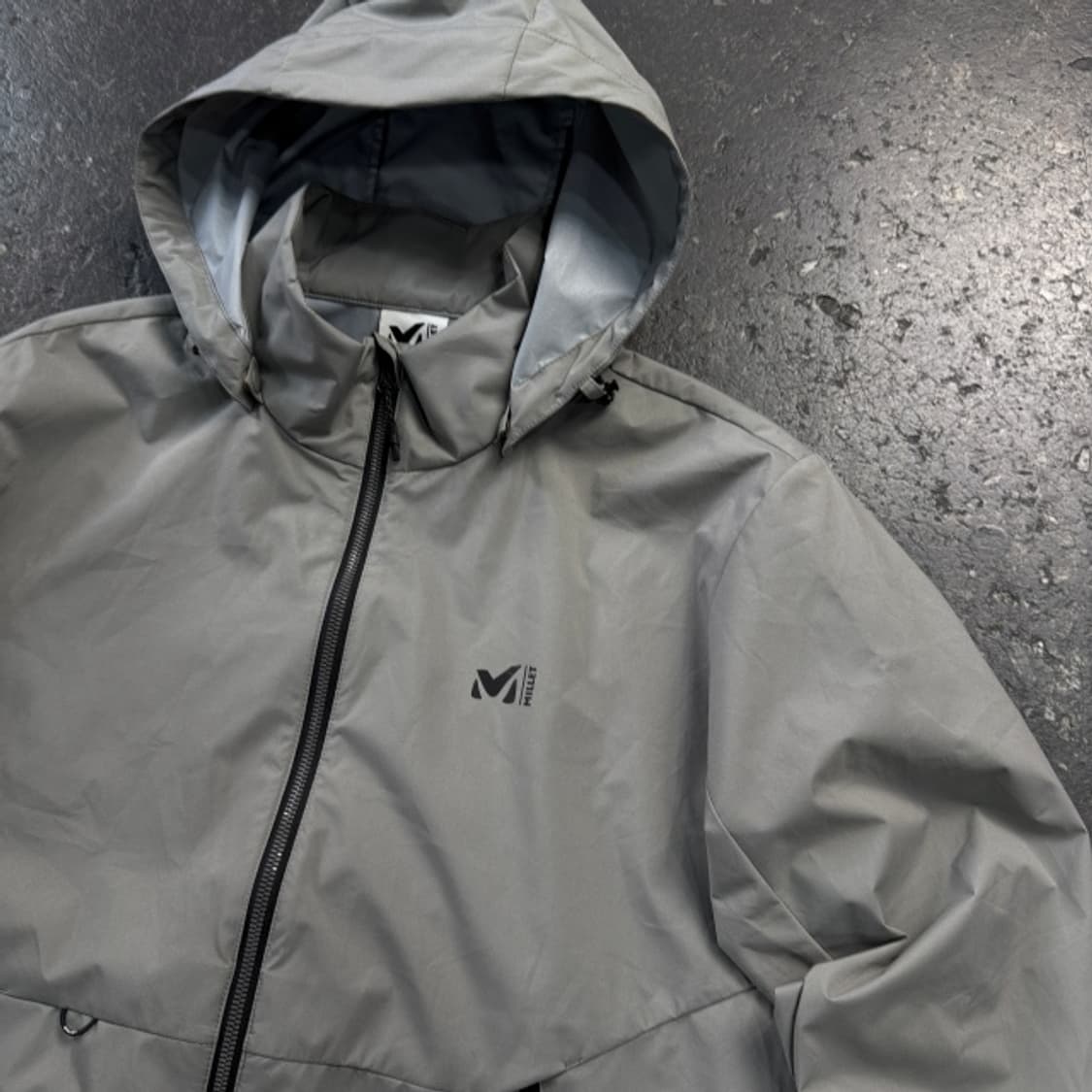 100 밀레 바람막이  상품이미지2