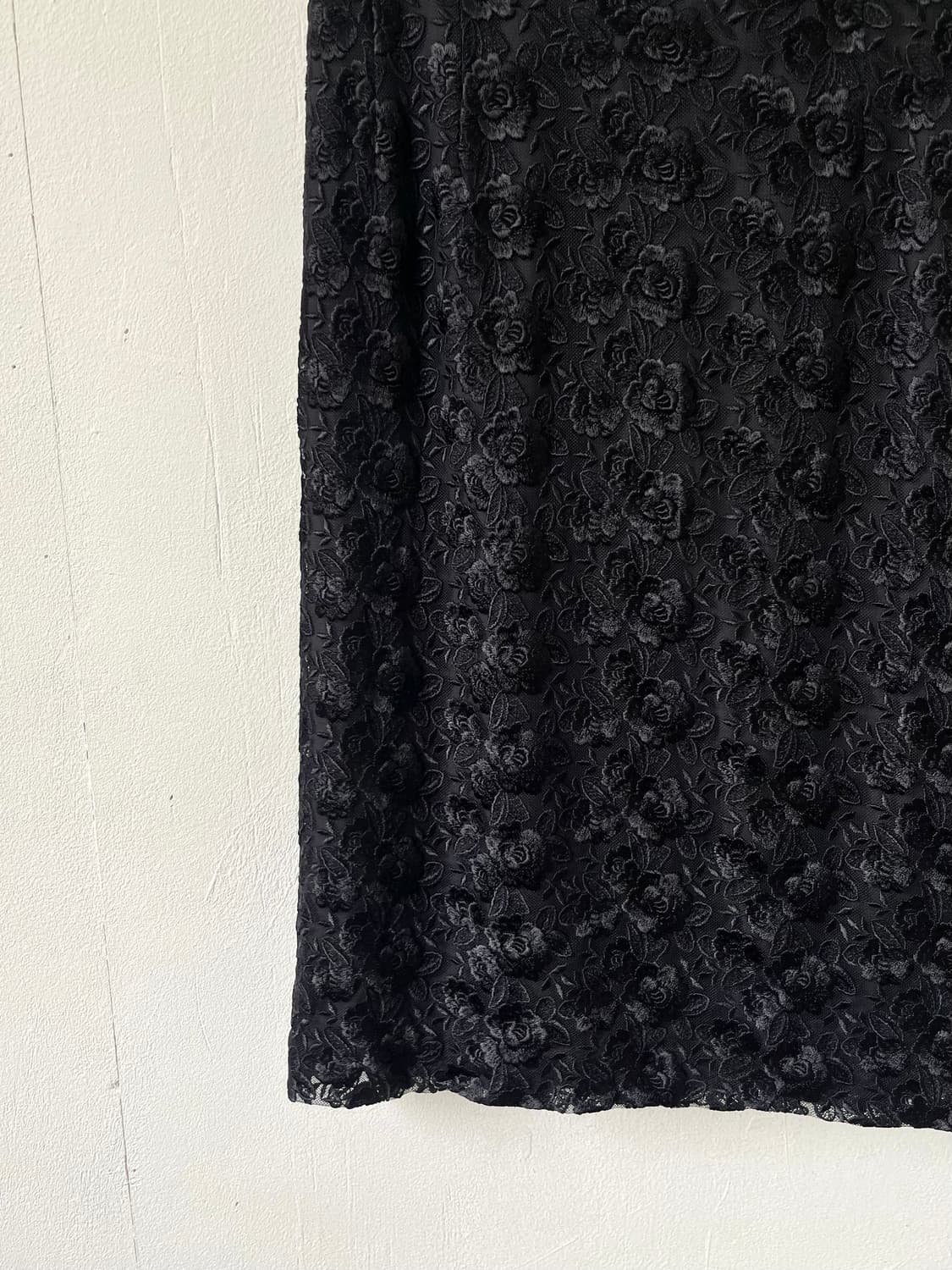 Jurei 플라워 블랙 미디스커트 상품이미지2