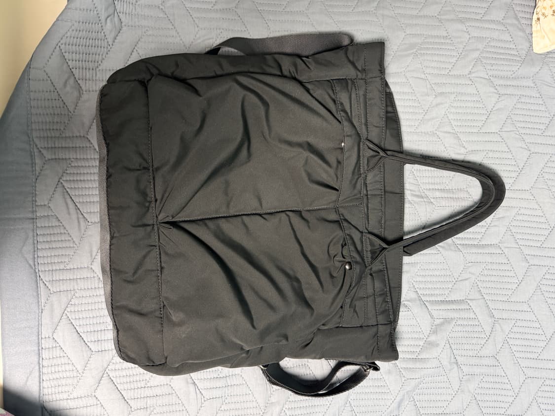 유니클로 헬멧백 블랙 상품이미지1