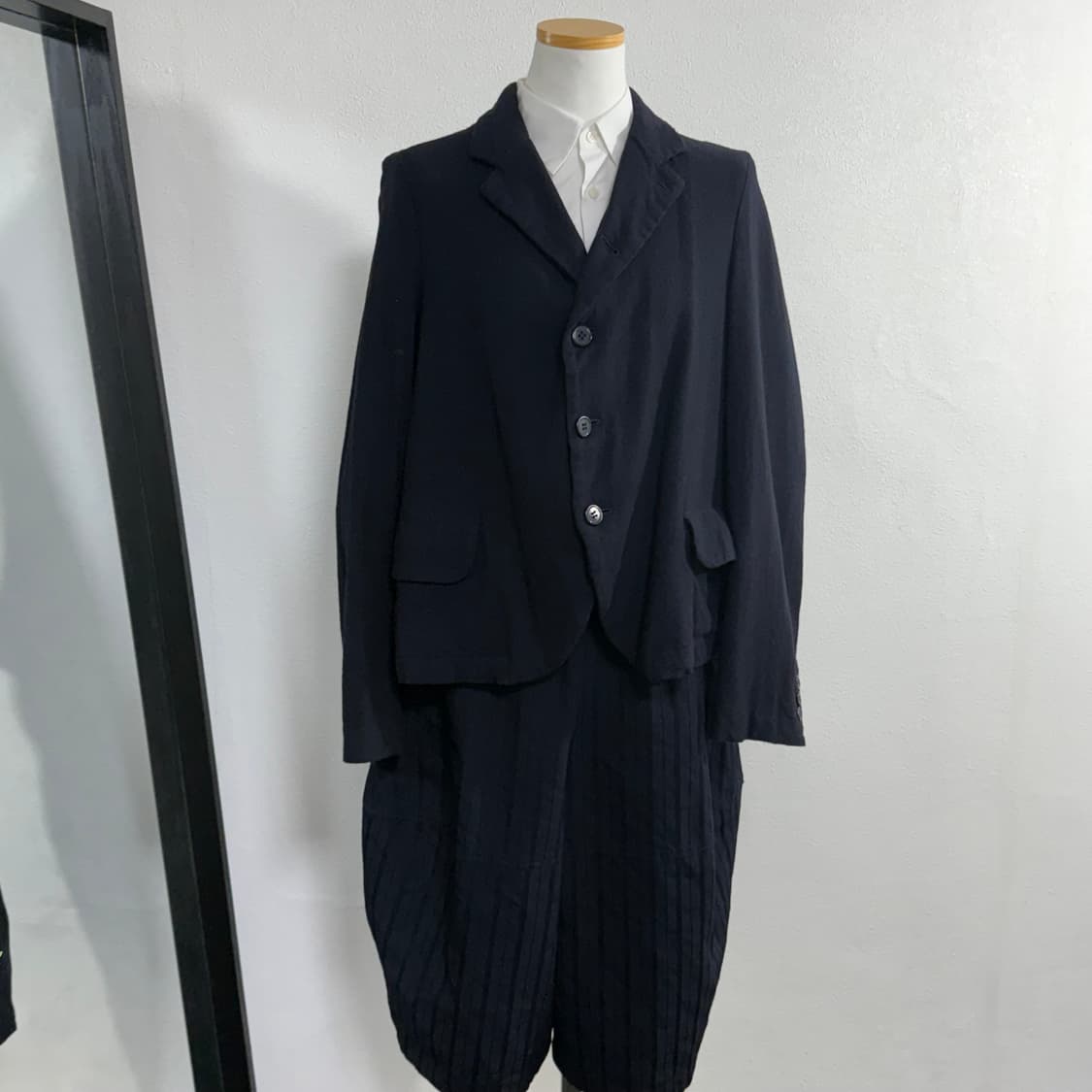 16ss 꼼데가르송 꼼데가르송 네이비 스트라이프 벌룬 크롭팬츠s 상품이미지1