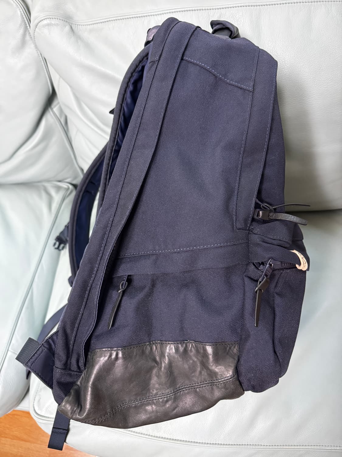 비즈빔 코듀라 22L 백팩 네이비 상품이미지3