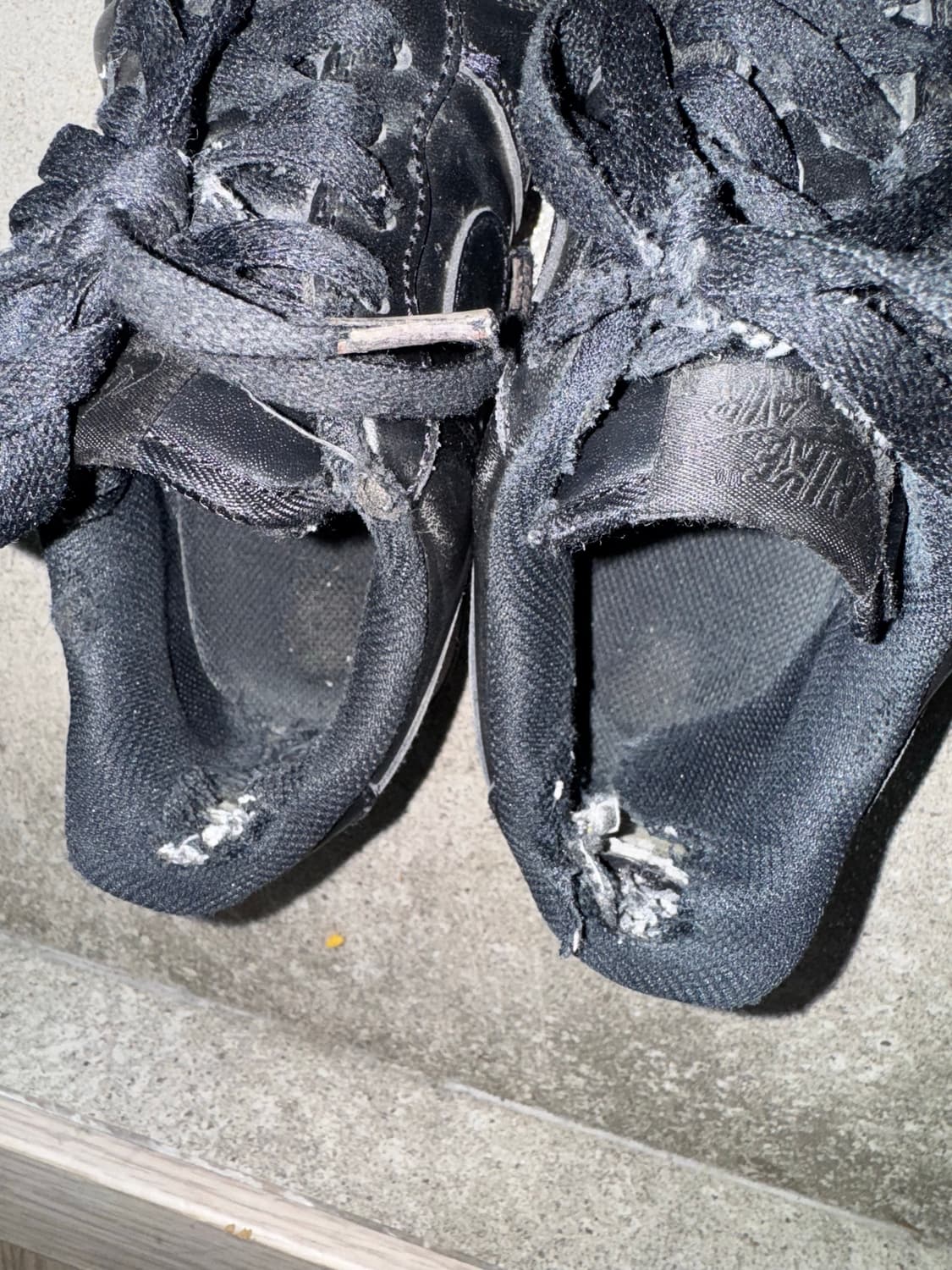 나이키 에어포스1 '07 로우 트리플블랙 235 상품이미지4