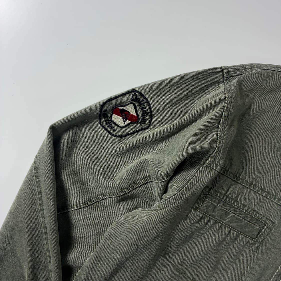 Quiksiver 퀵실버 포켓 아이언 버튼데님 셔츠 상품이미지4