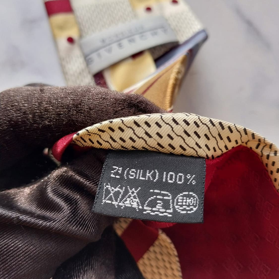 지방시 실크 아이보리 아트 패널 넥타이 9.5cm A등급 K1838
 상품이미지10