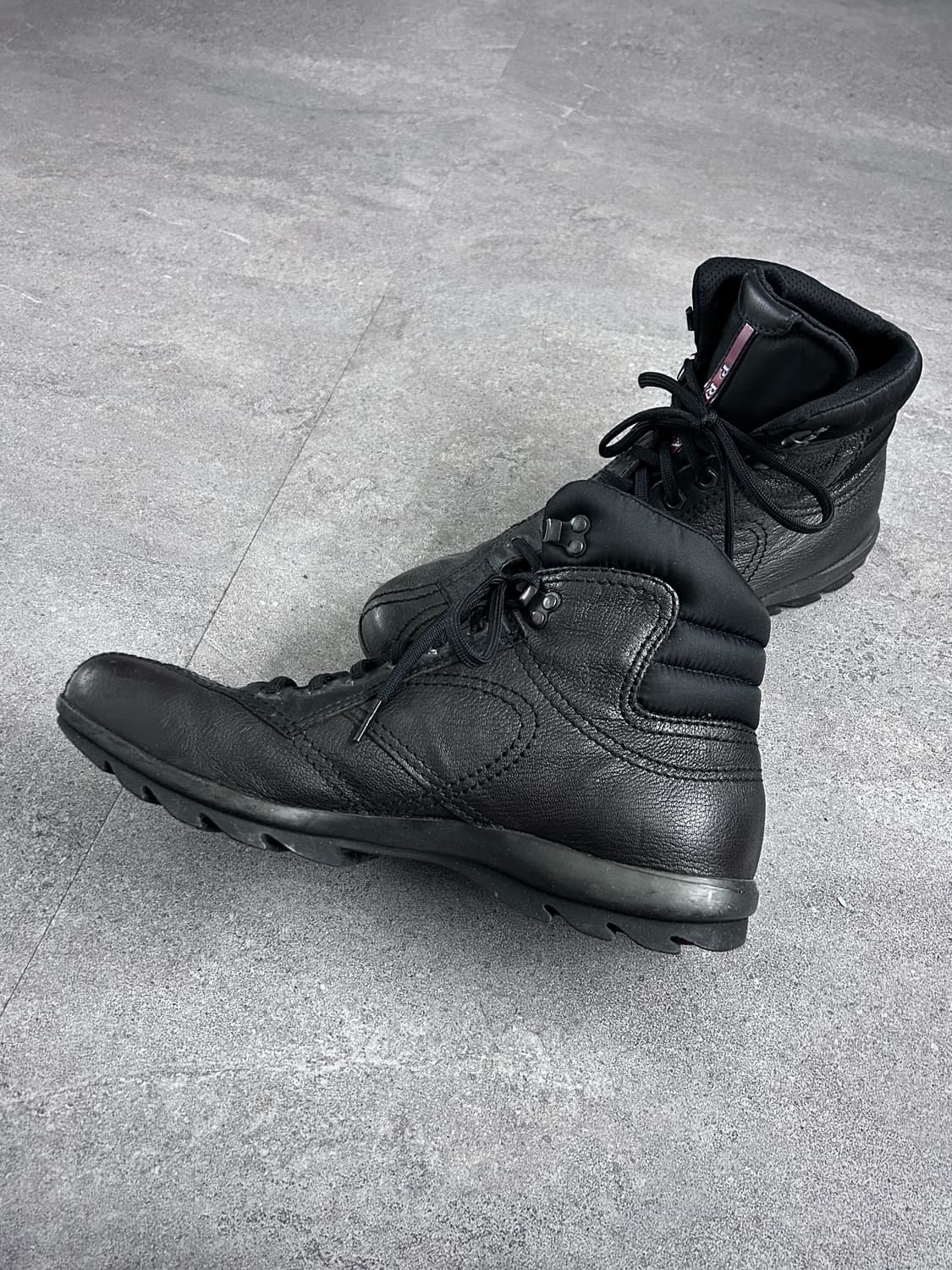 00‘s 프라다 하이킹 부츠 상품이미지4