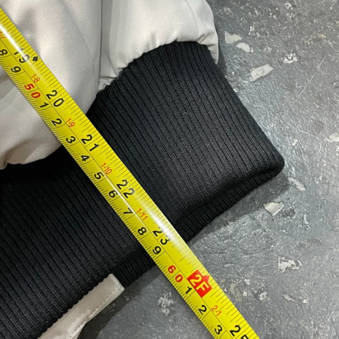 95 콜럼비아 라쿤 숏 패딩  상품이미지8