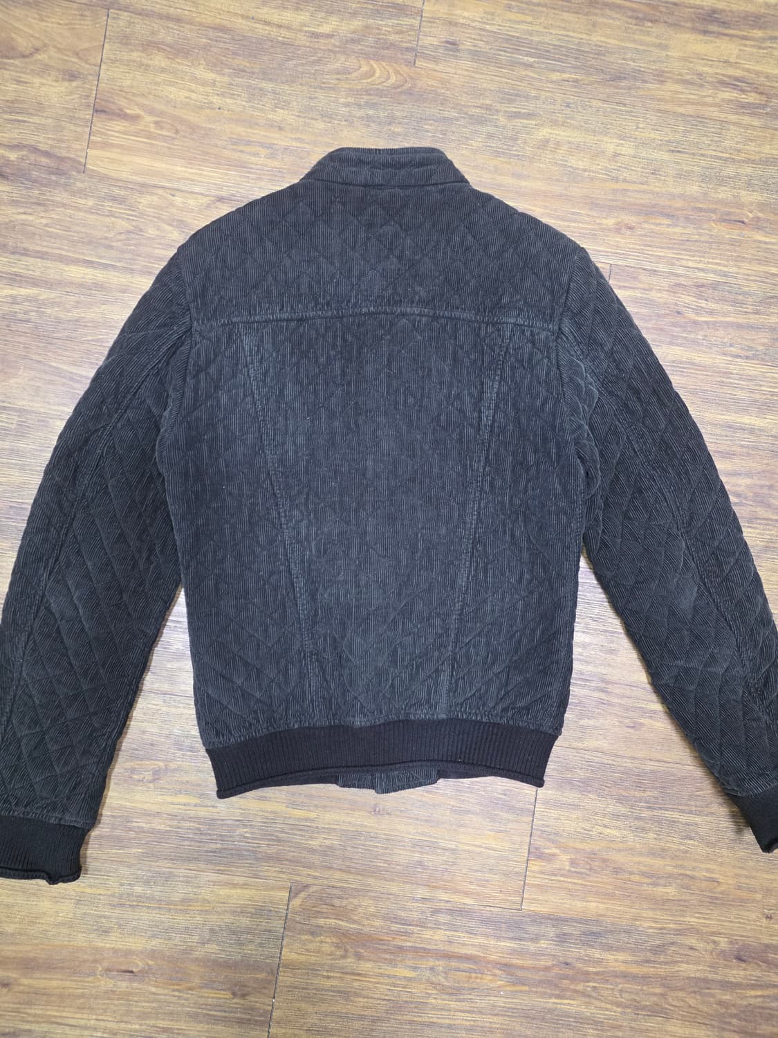  돌체앤가바나 코듀로이 퀄팅자켓
 상품이미지9